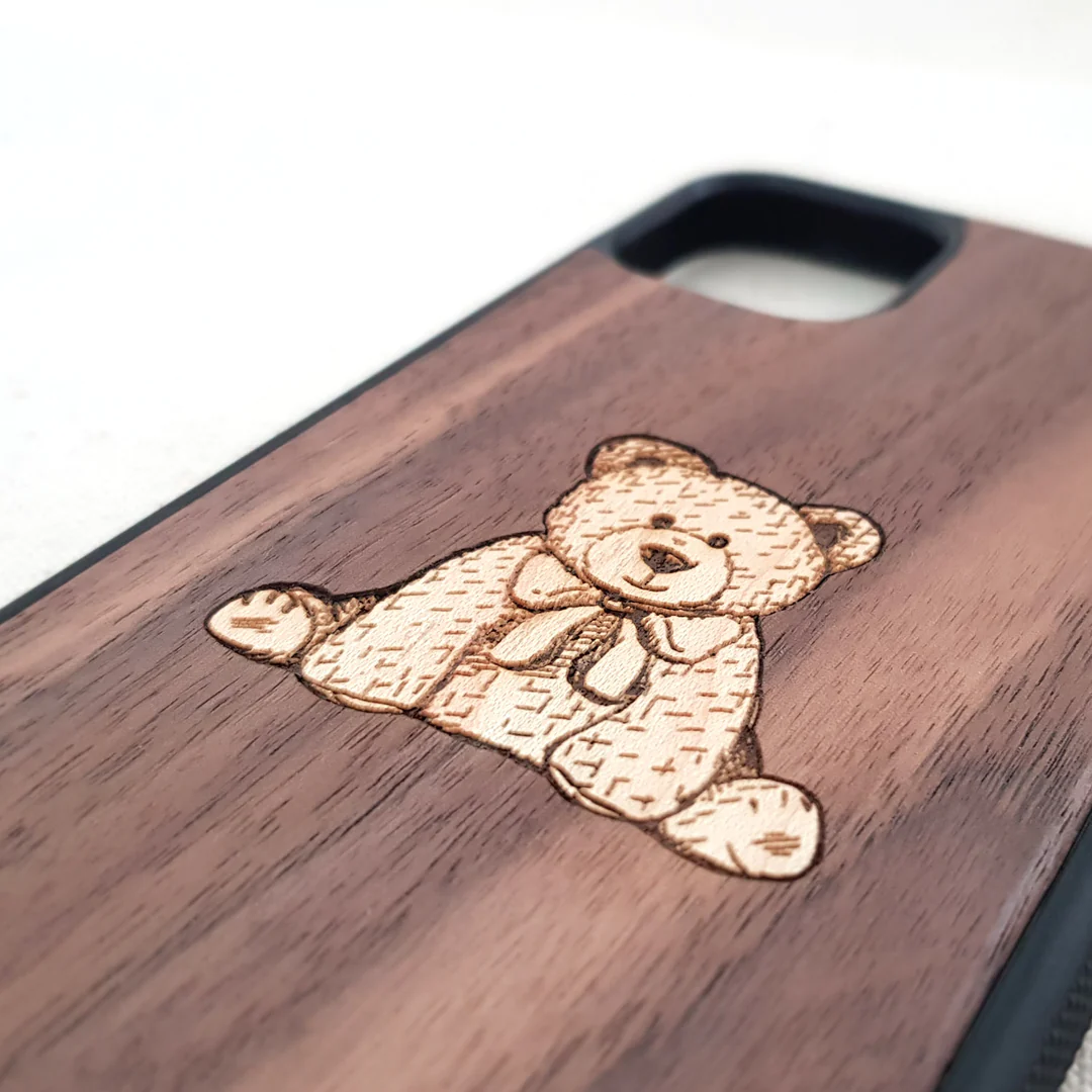 Wooden Phone Cases and Water Resistance: Protecting Against Splashes插图