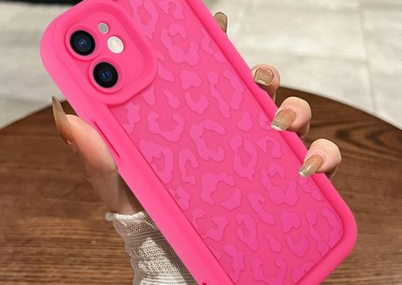 Effortless Cleaning: Silicone Phone Cases