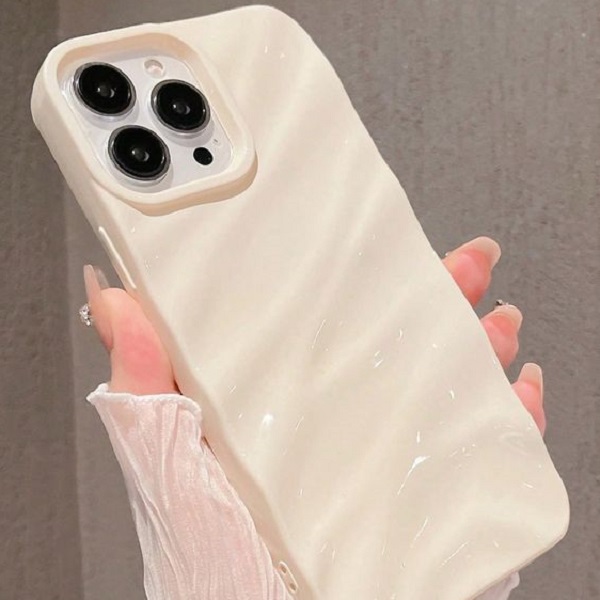 Discover the best materials for phone cases