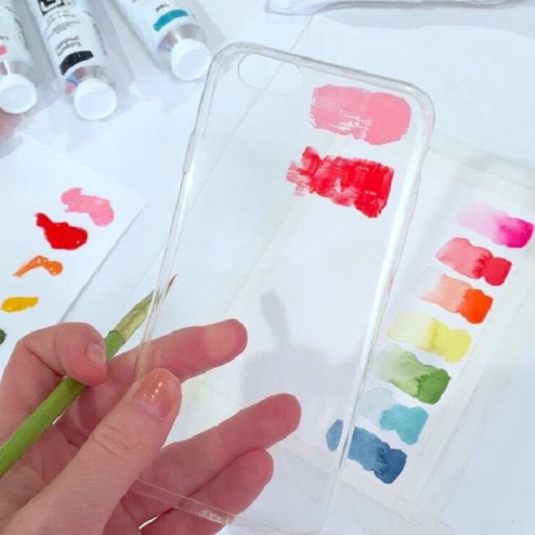 learn how to paint a phone case