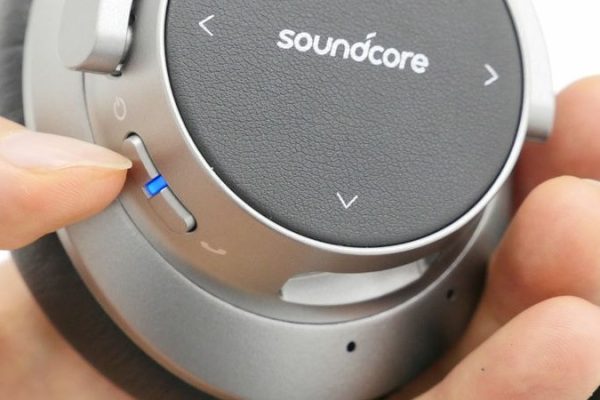 how to pair soundcore headphones