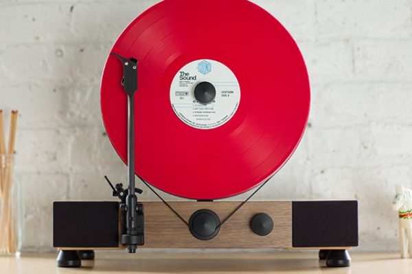 How Vertical Turntable Revolutionizes Vinyl Playback vertical turntable