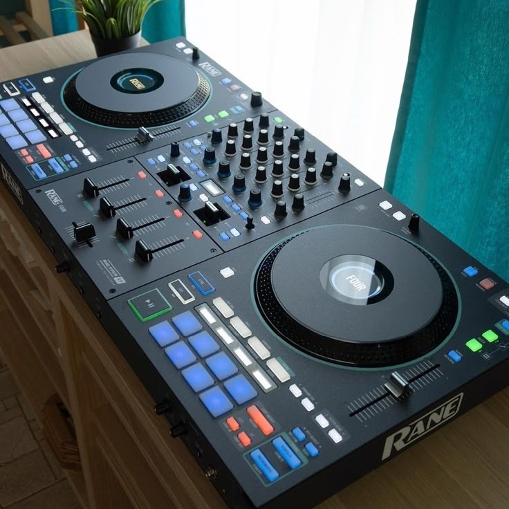 dj turntable